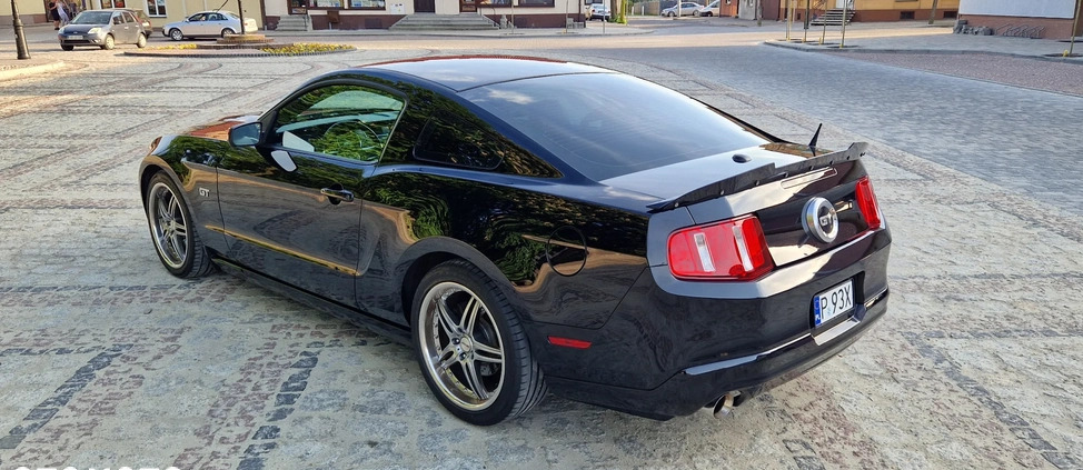 Ford Mustang cena 64500 przebieg: 189750, rok produkcji 2010 z Pyzdry małe 137